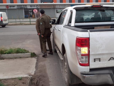 Detienen a falsos compradores que robaron auto en Olmué: en su huída atropellaron a un carabinero