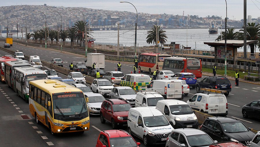 Flujo vehicular en Valparaíso y Viña del Mar aumentó un 8,9% respecto a la semana pasada