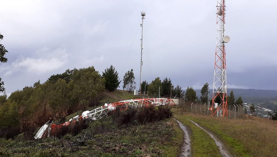 Gobierno reforzará con efectivos policiales y militares rutas de La Araucanía tras serie de atentados