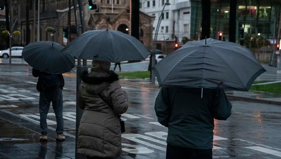 Ministro de Obras Públicas pese a intensas lluvias: "No terminan con la sequía que estamos enfrentando"