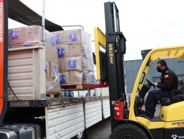 Gobierno Regional asegura haber entregado más de 71 mil cajas de alimentos a la Municipalidad de Valparaíso