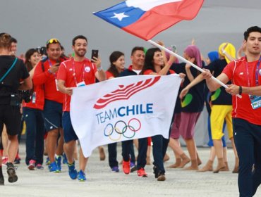 Team Chile galardonó a los deportistas que trabajan en centros de salud