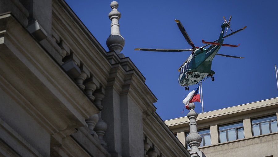 Falsa alarma en La Moneda: GOPE descarta presencia de bomba en la casa de Gobierno