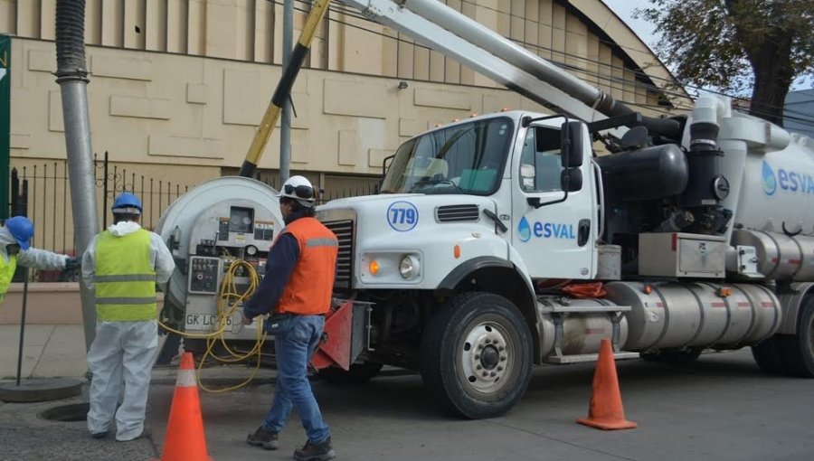 Más de 31 kilómetros de alcantarillado de la región de Valparaíso serán limpiados para evitar emergencias de invierno