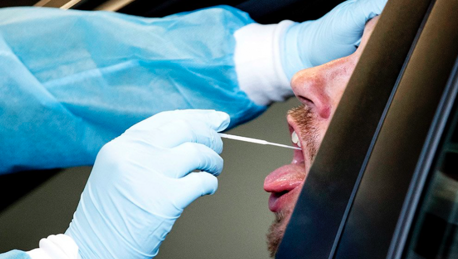 Ministerio de Salud y universidades trabajan en la validación del test de saliva para exámenes de PCR