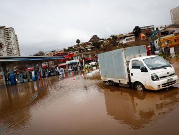 Onemi declara Alerta Roja para la Provincia de Valparaíso por sistema frontal