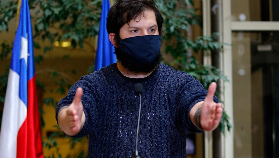 Comisión de Ética sancionó a diputado Boric por ingreso irregular de personas al Congreso
