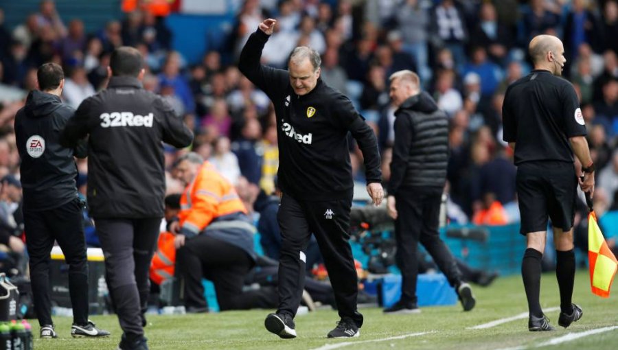 Leeds de Marcelo Bielsa igualó y cedió terreno en la Championship League inglesa