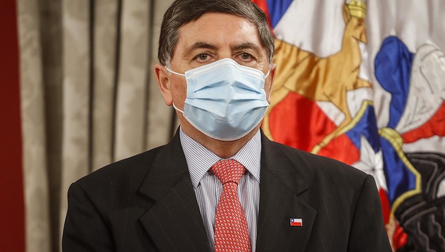 Ministro de la Segpres por admisibilidad del postnatal de emergencia: "Es abiertamente inconstitucional"