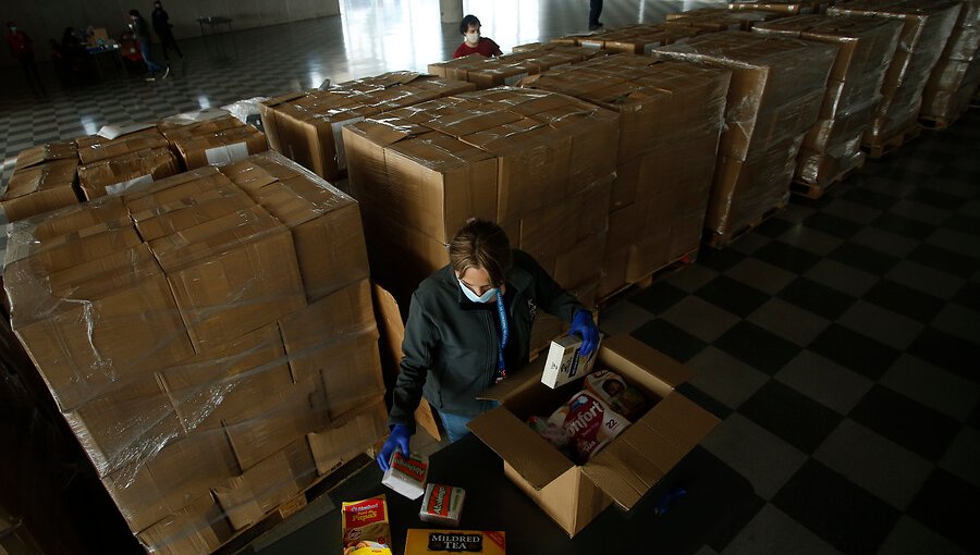 Intendente de Valparaíso y auditoría de Contraloría por cajas de alimentos: "Sabíamos que como se hiciera este proceso tendríamos denuncias"