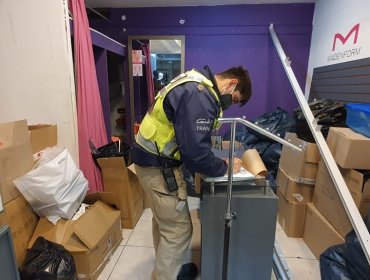 Sumarios sanitarios en centro comercial Apumanque: sex shop funcionaba como delivery