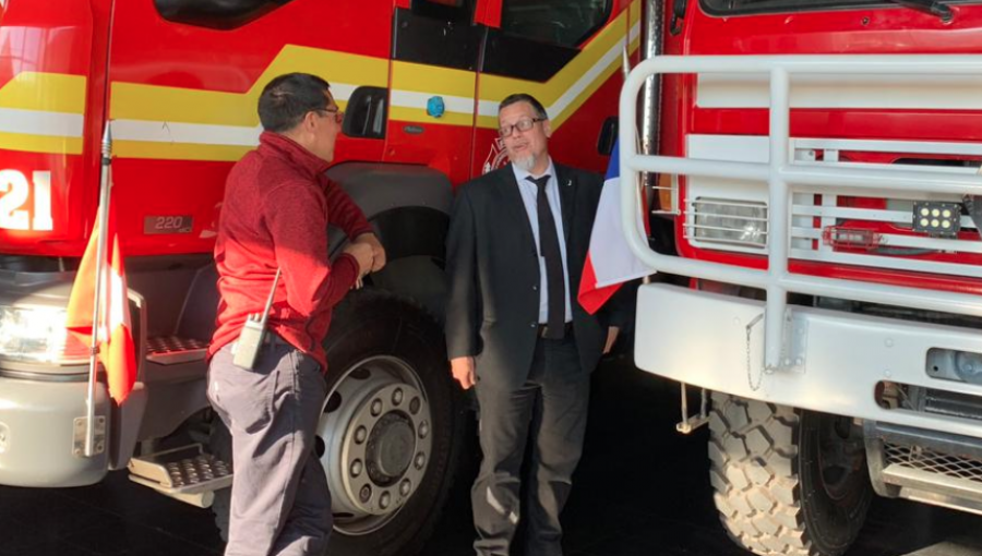 Senador Lagos Weber propone apoyo económico para voluntarios de Bomberos en retiro