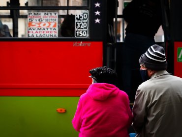 Lagos Weber critica poca difusión del Gobierno de la rebaja en la tarifa del transporte público para adultos mayores