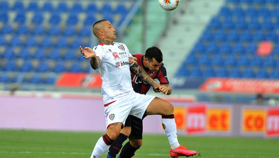 Gary Medel fue titular en empate del Bologna ante Cagliari por la liga italiana