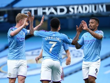 Manchester City tumbó al flamante campeón Liverpool con contundente goleada