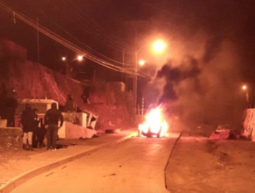 Intendente califica incidentes en Valparaíso de "violencia organizada", que obedecen a temas "políticos, ideológicos y revolucionarios"