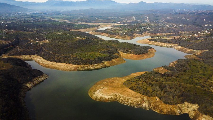 Embalse Los Aromos aumentó su volumen luego de las intensas lluvias en la región de Valparaíso