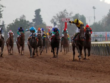 Alcalde de Independencia advierte sobre grave brote de Covid-19 en el Hipódromo Chile