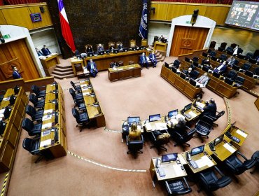 Senadores de oposición comprometen su voto a favor del proyecto que permite retiro del 10% de las AFP