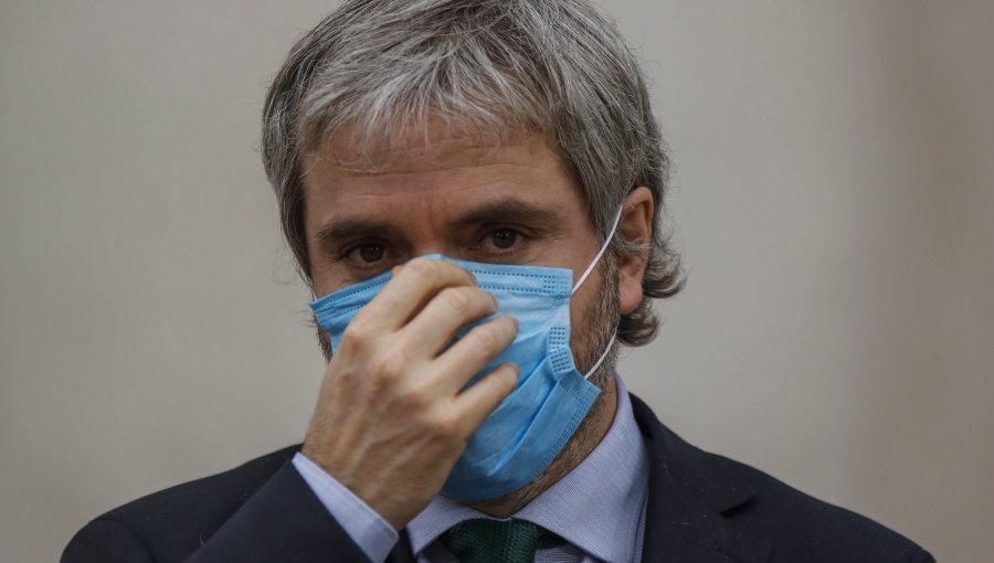Ministro del Interior afirma que avanzar con proyecto de retiro "rompe" posibilidad de concretar acuerdo económico