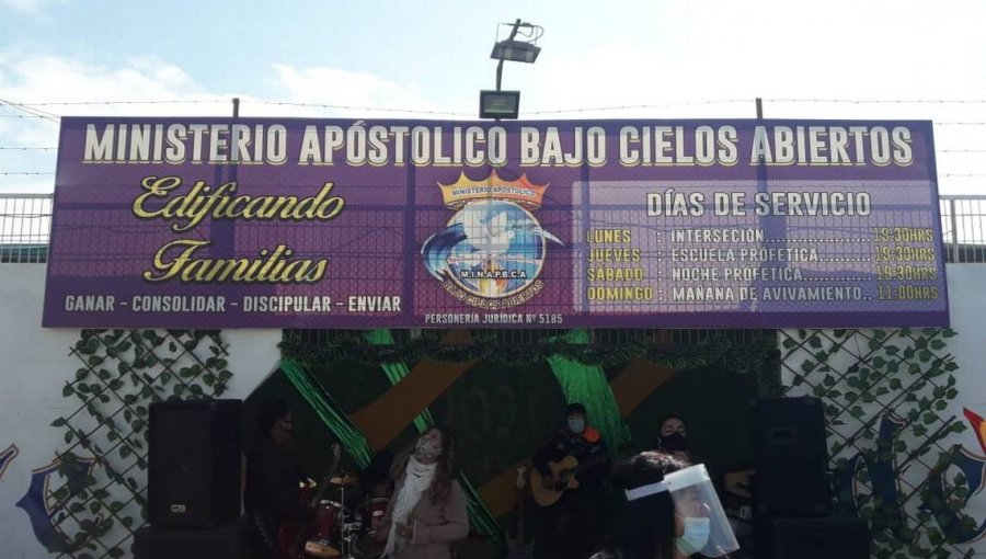 Clausuran templo donde pastor evangélico realizaba cultos con medio centenar de personas en Arica