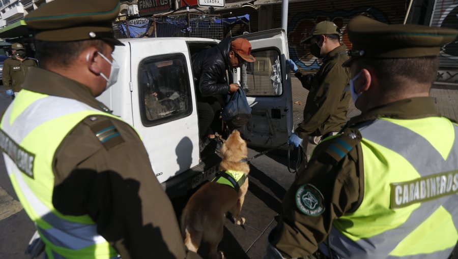 Más de 70 detenidos deja fiscalización en terminales y barrios comerciales de Estación Central