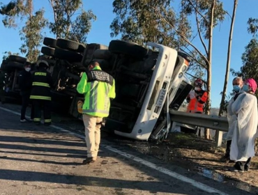 Conductor fallece luego que su camión terminara volcado en ruta de Cartagena