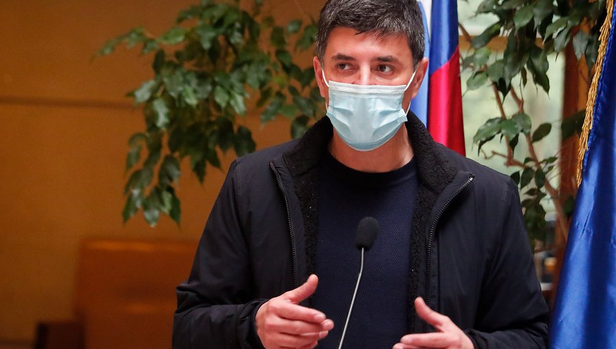 Diputado Marcelo Díaz presenta proyecto que prorroga el pago de patentes de botillerías