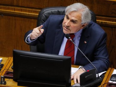 Iván Moreira: Proyecto del 10% es "malísimo", pero "si tengo que votar con el corazón, voto a favor"