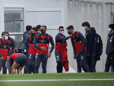 Esteban Paredes celebró la vuelta a los entrenamientos en el Monumental