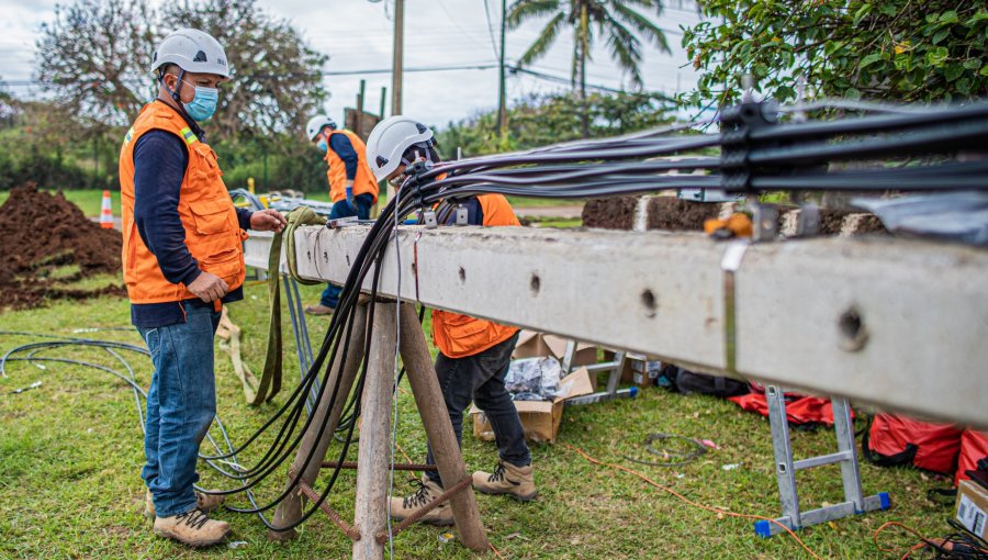 Realizan importantes mejoras en la conectividad y comunicaciones de Rapa Nui