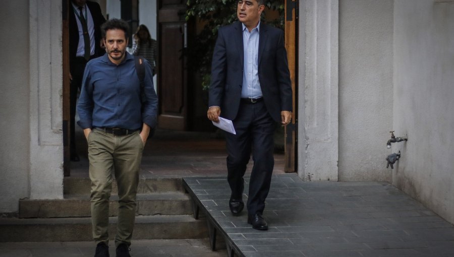 Desbordes descarta seguir ejemplo de Hernán Larraín Matte: no renunciará a la presidencia de RN