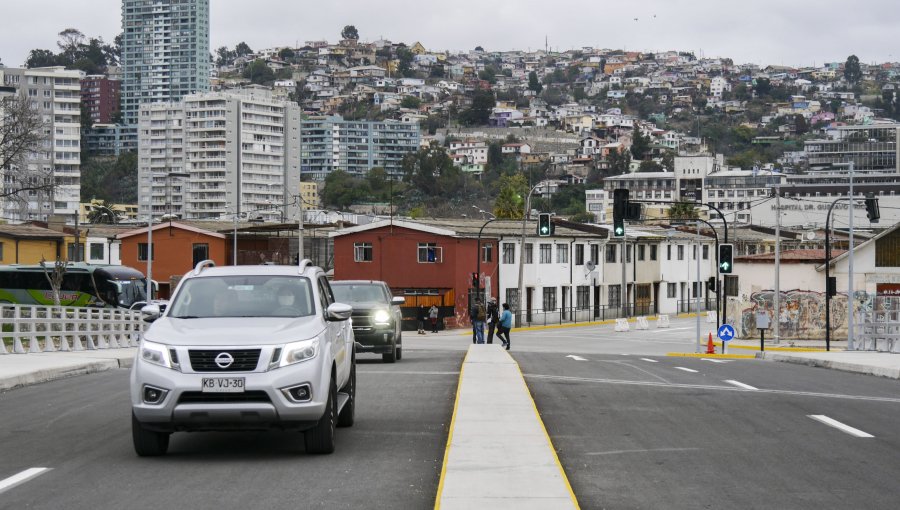 Autoridades realizan positivo balance tras primeros días de operación del puente Los Castaños en Viña del Mar