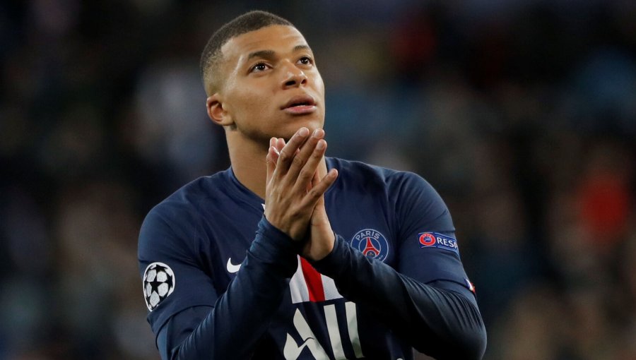 Mbappé aseguró que la próxima temporada seguirá jugando en el PSG "pase lo que pase"