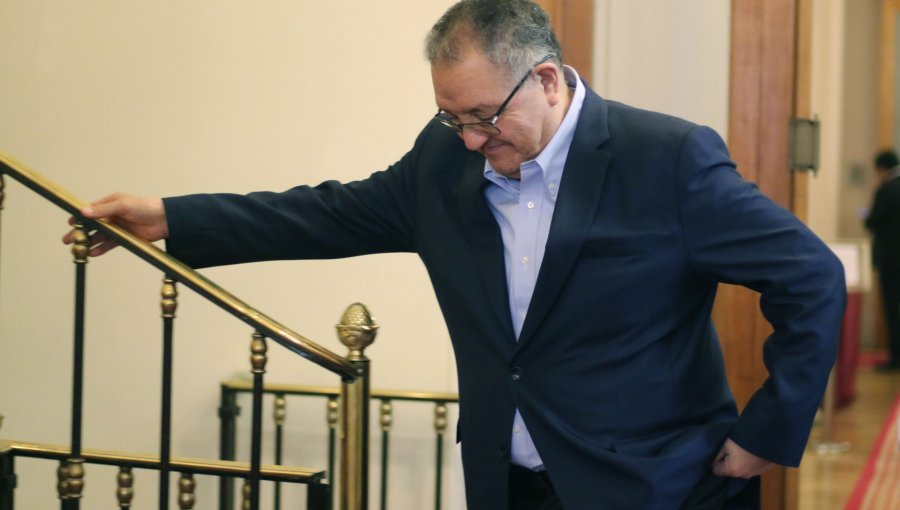 Senador Huenchumilla fue trasladado a una clínica en medio del debate por 10% del fondo de pensiones