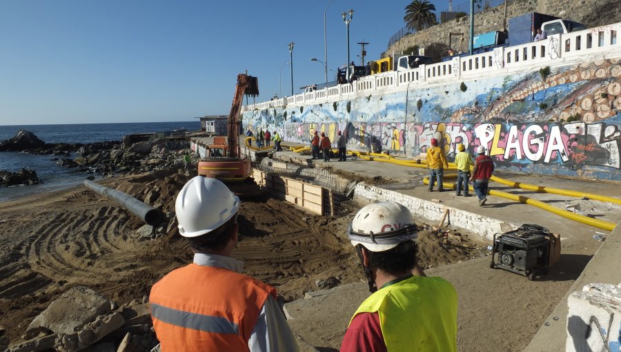 Científicos hallan trazas de Covid-19 en aguas servidas de Valparaíso y Viña del Mar