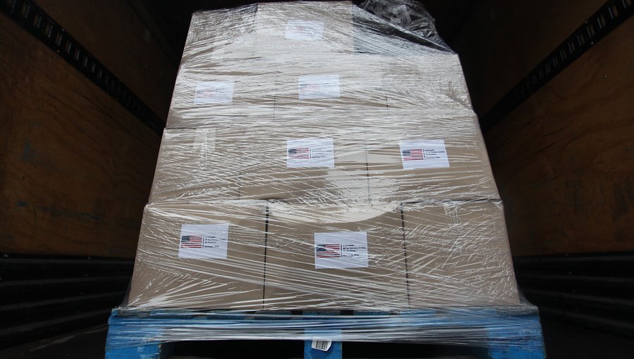 Embajada de EE.UU. donó más de 400 cajas de alimentos al Municipio de Santiago