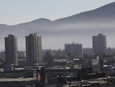 Intendencia decretó para este domingo la tercera pre-emergencia ambiental del año en la Región Metropolitana