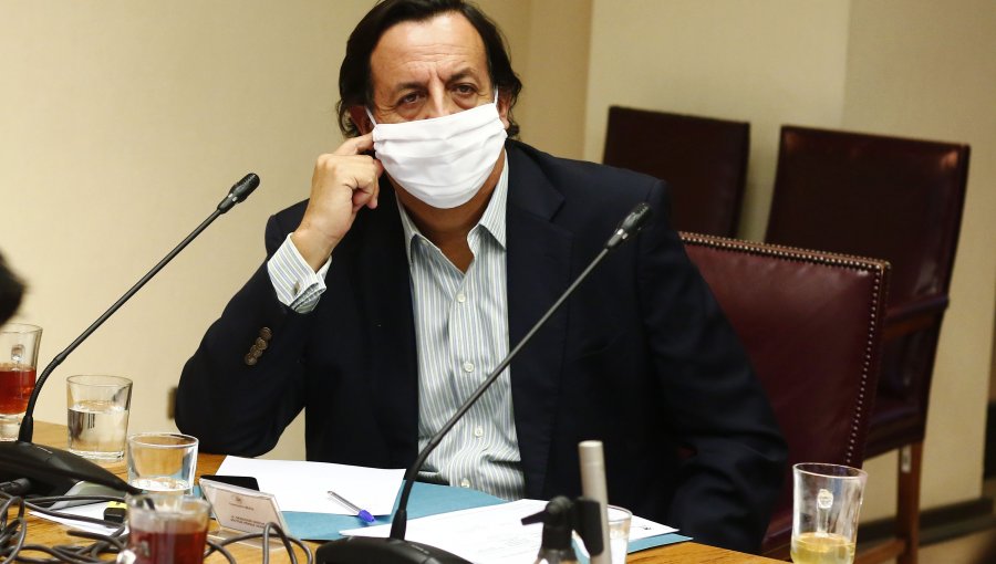 Víctor Pérez se despide de sus pares en el Senado y cierra su cuenta en Twitter
