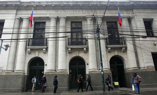 Municipalidad de Valparaíso lamenta muerte de Hernán Pinto, alcalde porteño entre 1990 y 2004