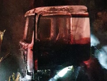 Dos camiones forestales fueron quemados en nuevo ataque incendiario en Mulchén