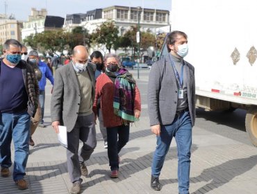 Municipio, profesores y asistentes de la educación de Valparaíso llaman al Gobierno a no retornar a clases presenciales