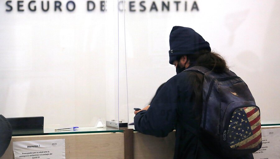 Tasa de desocupación nacional subió al 12,2% durante el trimestre abril - junio de 2020