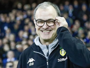 Leeds United de Bielsa descartó interés por Bravo e Isla: "No hay tratativas"