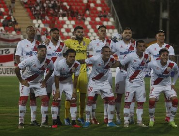 Seremi de Salud del Maule ordenó cuarentena para el plantel de Curicó Unido