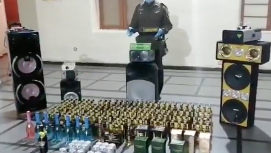 Fiesta clandestina termina con ocho ciudadanos extranjeros detenidos en Santiago: agredieron a carabinero