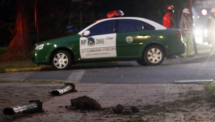 Hombre muere luego de perder el control de su motocicleta y estrellarse contra un árbol en Hijuelas