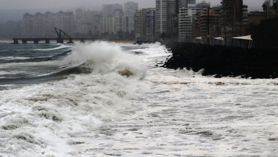 Emiten aviso especial de marejadas entre las costas del Golfo de Penas y Arica