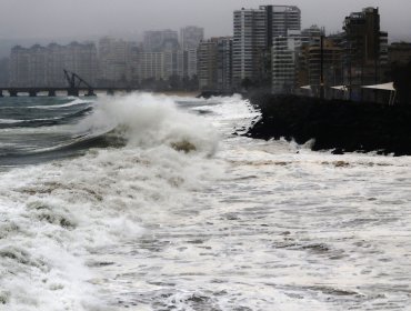 Emiten aviso especial de marejadas entre las costas del Golfo de Penas y Arica