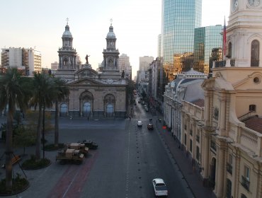 Santiago y Estación Central serían desconfinadas en conjunto